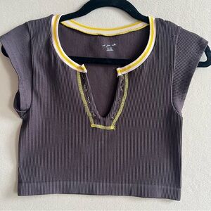 Urban Outfitters NEW Go For Gold Top Brown Motif Retro Ribbed Crop M/L‎ Y2K